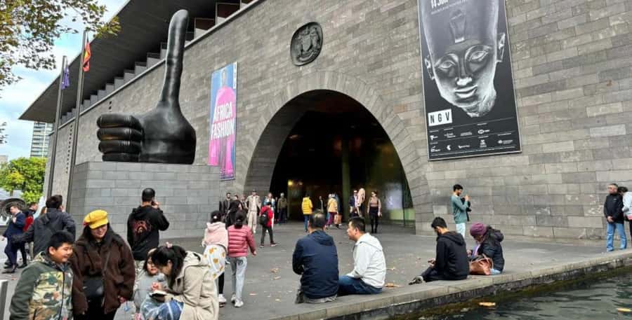 Melbourne City Surrounding Sightseeing Tour - St Kilda ends the route with sea air