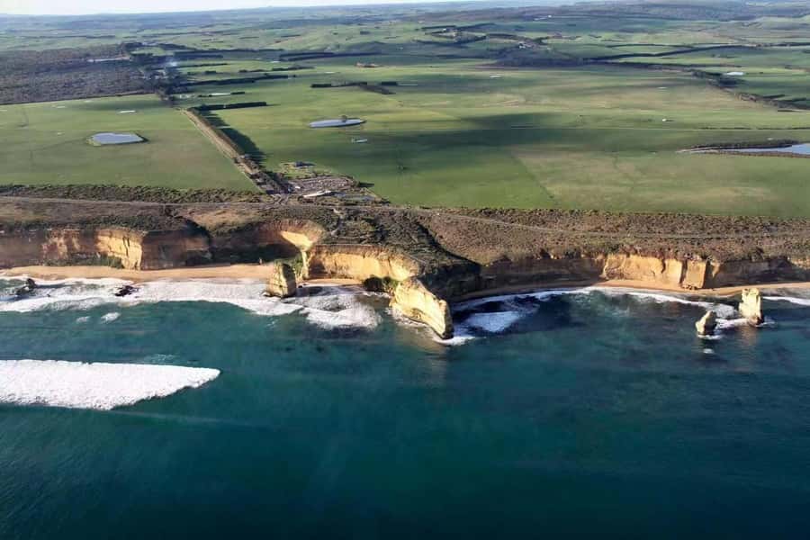 Melbourne: Great Ocean Road Max Highlights & London Bridge - Timing, weather, and what to pack