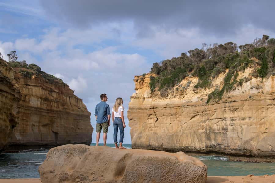 Melbourne: Great Ocean Road Ultimate 12 Apostles with Lunch - Apollo Bay and the coastal towns