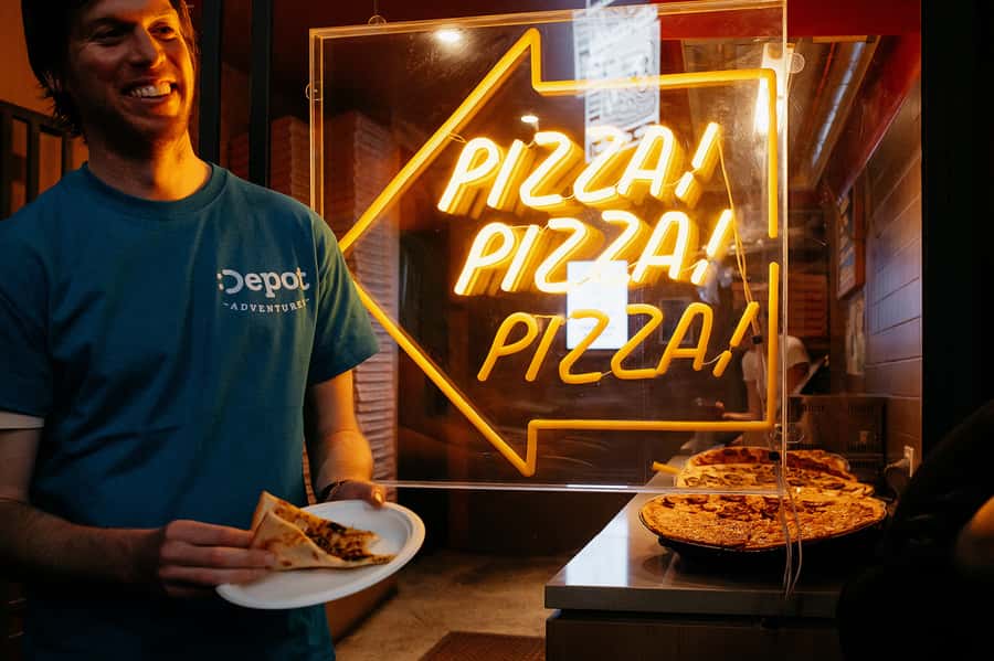 Melbourne: Guided Night-Time Food Walking Tour - Meeting at Gordon Reserve