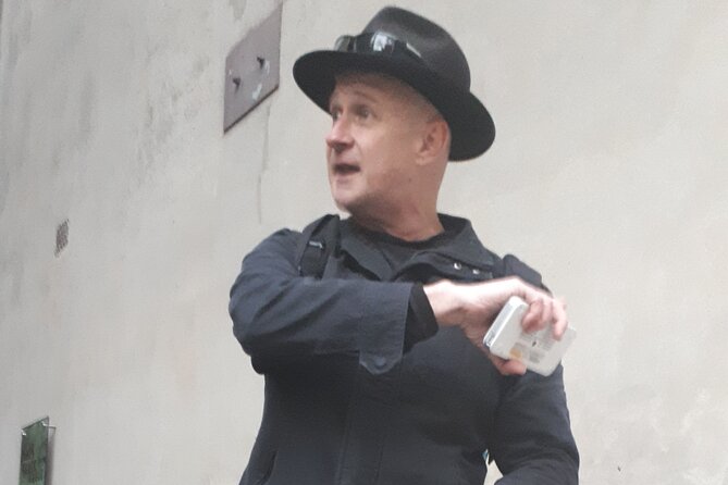 Melbourne Historical Walking Tour: Crime, Gangsters & Lolly Shops - Why the lolly-shop story matters