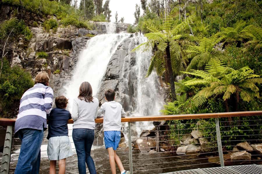 Melbourne: Lake Mountain Snow Day and Waterfalls & Chocolate - The coach ride from Old Melbourne Gaol