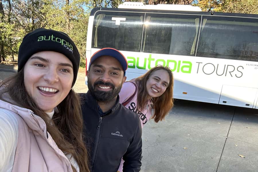 Melbourne: Lake Mountain Snow Day and Waterfalls & Chocolate - Who will enjoy this day most