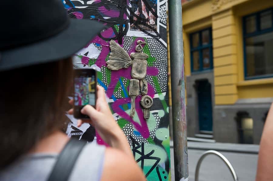 Melbourne Laneways Tour - Starting beside St Paul’s Cathedral