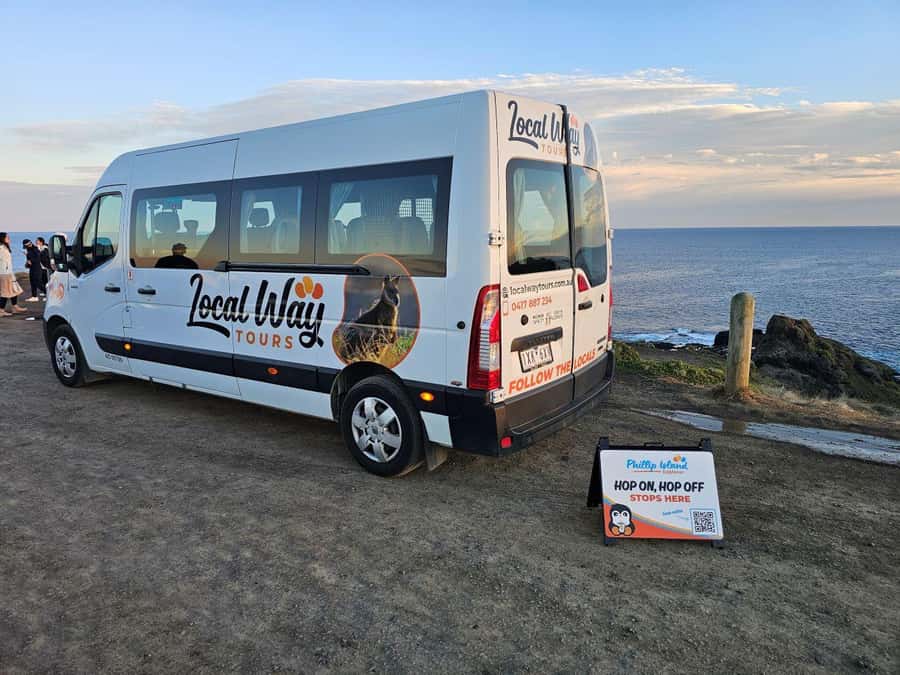 Melbourne: Phillip Island Tour w/ Hop-on Bus or Seal Cruise - Why the Penguin Parade makes the long day worthwhile