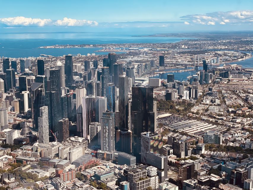 Melbourne: Private City Skyline and Bay Helicopter Ride - The return view of Melbourne and Port Phillip Bay