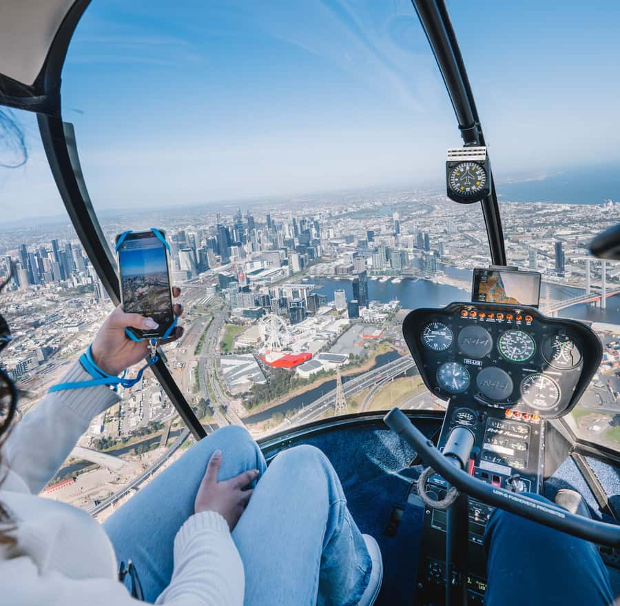 Melbourne: Private City Skyline and Bay Helicopter Ride - What the private format adds to the price