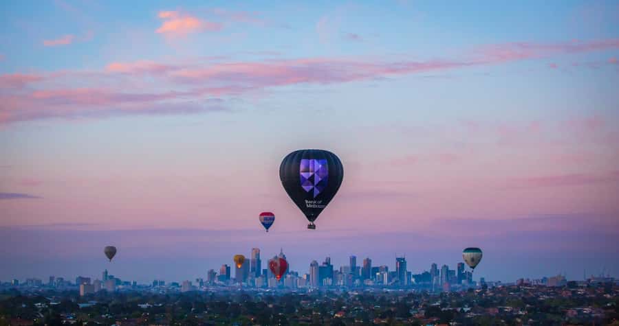 Melbourne: Sunrise Hot Air Balloon Experience - Meeting at Sofi’s Lounge or choosing hotel pickup