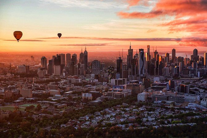 Melbourne Sunrise Hot Air Balloon Ride with GoPro Photos - From Pullman Melbourne On The Park to liftoff