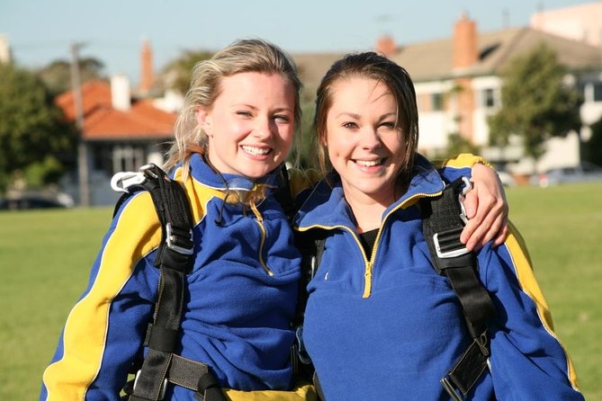 Melbourne: Tandem Skydive Experience over St. Kilda Beach - Up to 60 seconds of freefall