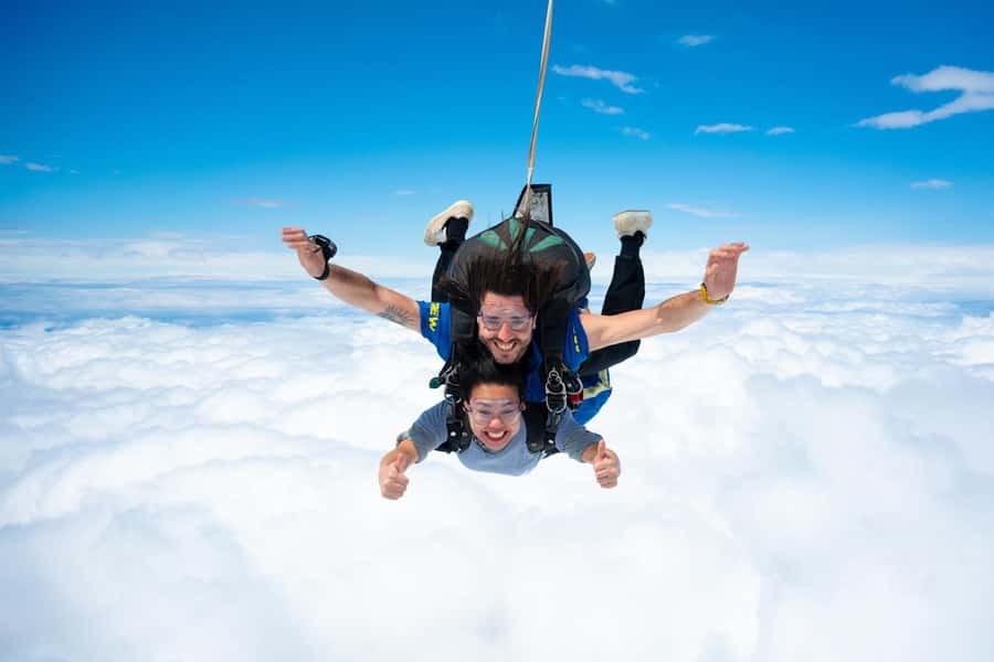 Melbourne: Tandem Skydive over Great Ocean Road + Transfer - Key points before you book