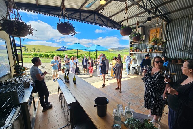 Melbourne: Yarra Valley Wine, Gin, Whisky and Chocolate Tour - From Federation Square to the Yarra Valley