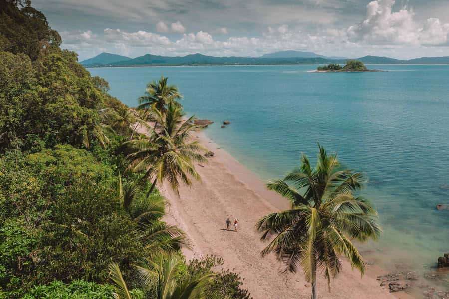 Mission Beach: Outer Great Barrier Reef & Dunk Island Tour - Why Beaver Reef makes this Mission Beach tour different