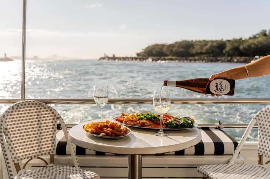 Mooloolaba: Seafood Lunch Cruise - Choosing your included lunch
