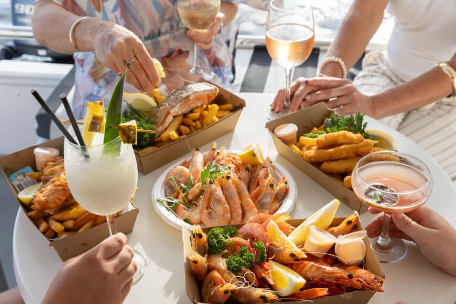 Mooloolaba: Seafood Lunch Cruise - Should you book the Mooloolaba Seafood Lunch Cruise?