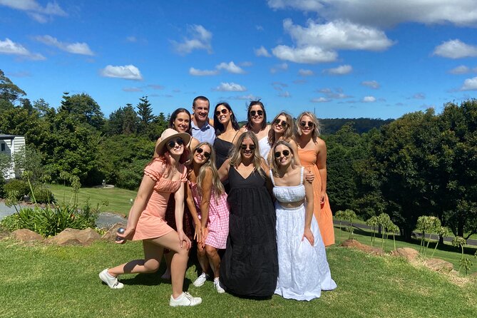 Mount Tamborine Deluxe Wine Tasting with Two Course Lunch - Small-group travel and the guide factor