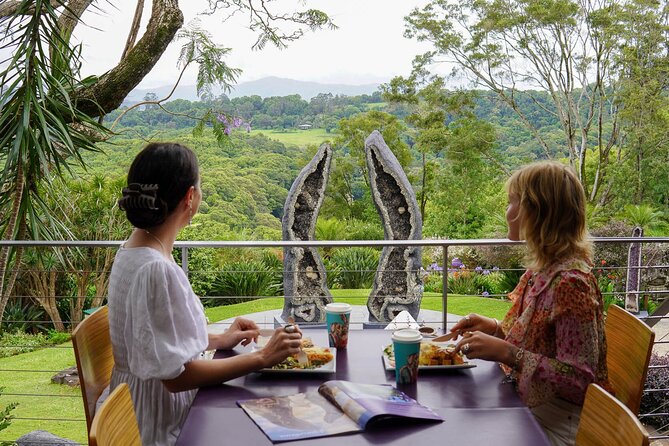Near Gold Coast: Crystal Castle Admission Ticket - What the strongest parts have in common