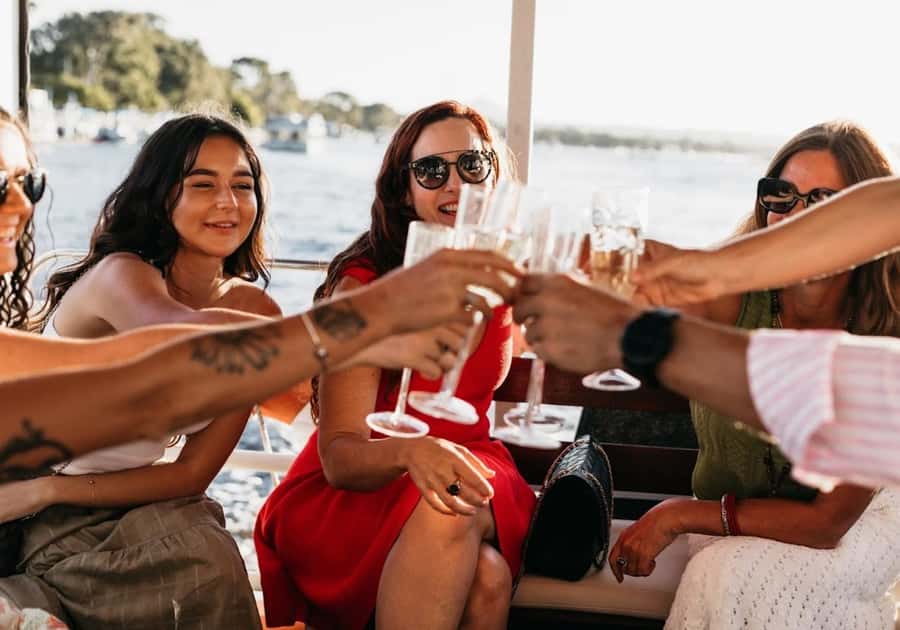 Noosa: River and Canals - Day Cruise - Wildlife, weather, and what to bring