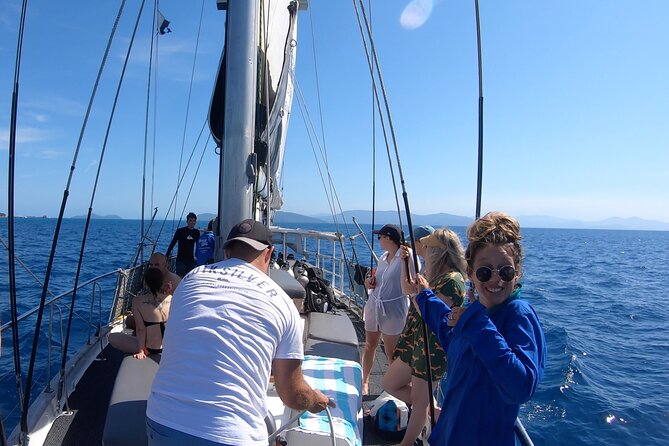 Ocean Free 25 guest Great Barrier Reef & visit Green Island Tour - Scuba for beginners and certified swimmers