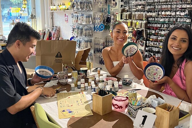 Paint and Sip Classes Brisbane: Ceramic Plates & Bowls - Key details before you book