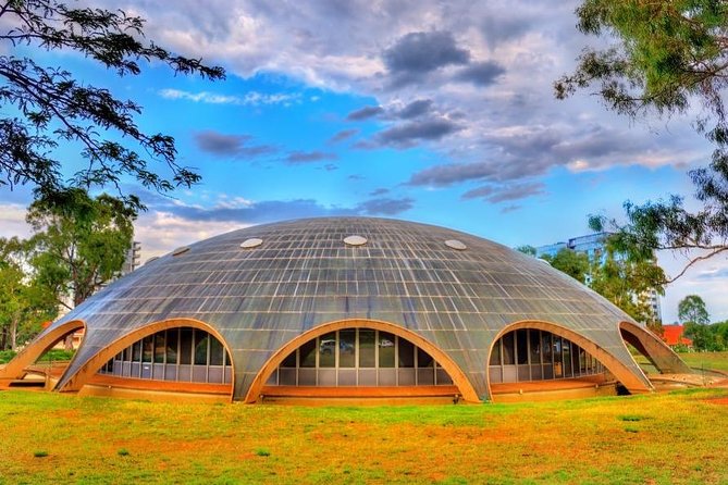 Personalised Sightseeing in Canberra, with John - The lake, the jet, and Canberra’s story