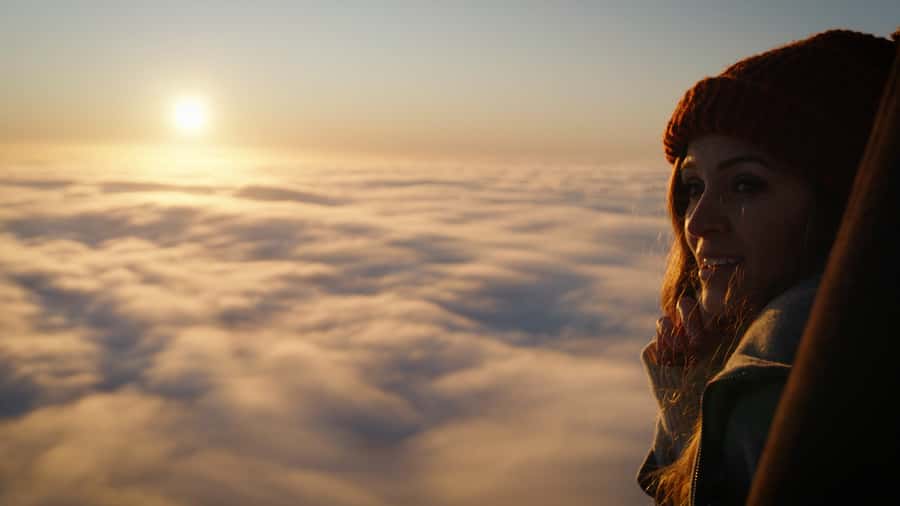 Perth: Avon Valley Hot Air Balloon Flight with Breakfast - Landing is part of the adventure