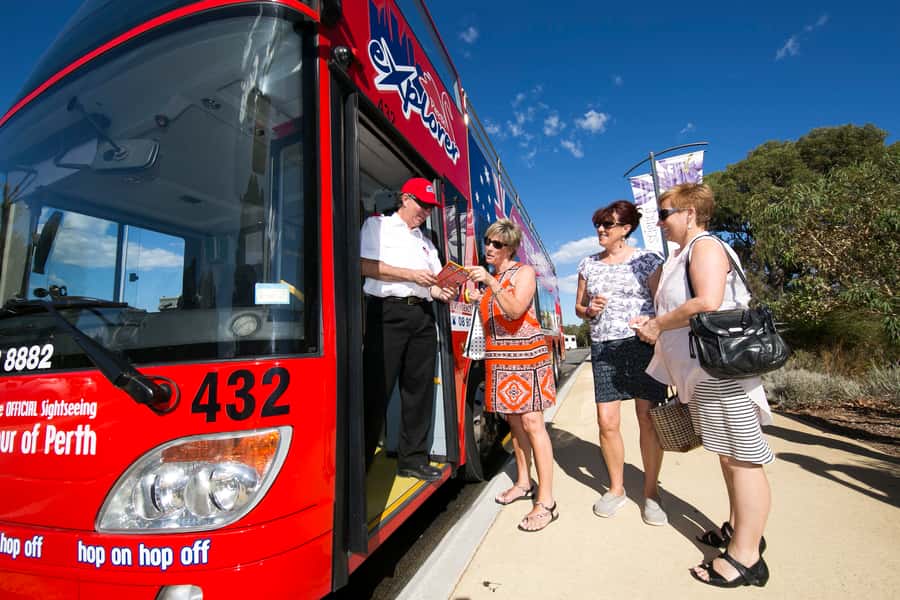 Perth: Hop-on Hop-off Sightseeing Bus Ticket - The two-hour circuit: what you see from the bus