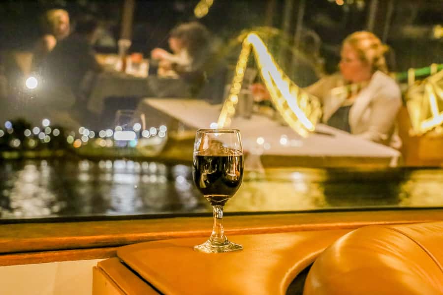 Perth: Swan River Dinner Cruise - How to make the evening better