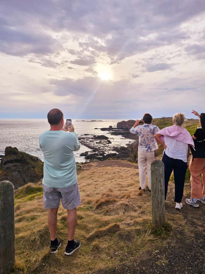 Phillip Island: Golden Hour Penguin Express Tour - The small coach makes a real difference