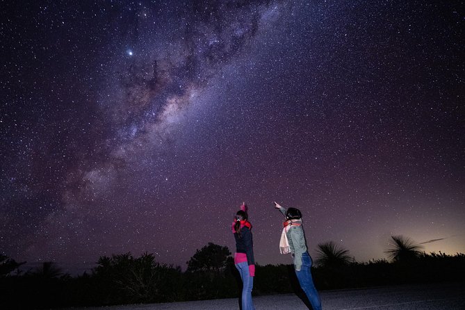 Pinnacles Desert Sunset Dinner and Stargazing Tour - The night sky through a telescope