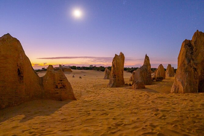 Pinnacles Sunset Stargazing Dinner Experience Small Group Tour - Why the Pinnacles work best at sunset
