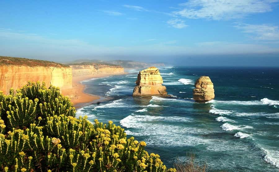 Premium Great Ocean Road Reverse Tour 13Pax Max Hotel PickUP - Why the reverse route matters at the Twelve Apostles