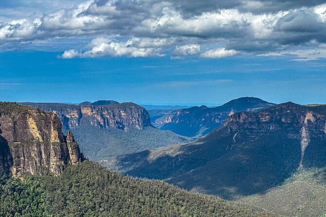 Private Blue Mountains Escape The Crowds Mercedes Tour - Wentworth Falls and the Jamison Valley