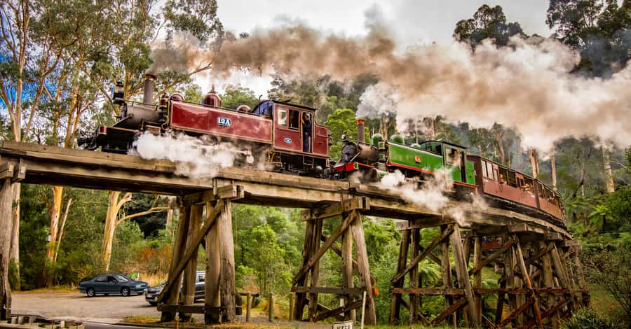 Puffing Billy Railway: Heritage Steam Train Journey - Riding through the Dandenong Ranges