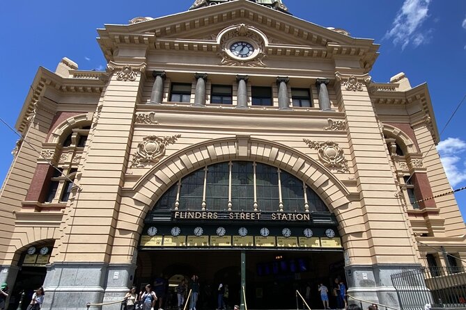 Queen Victoria Market Ultimate Foodie Tour - Water, comfort, and the practical details