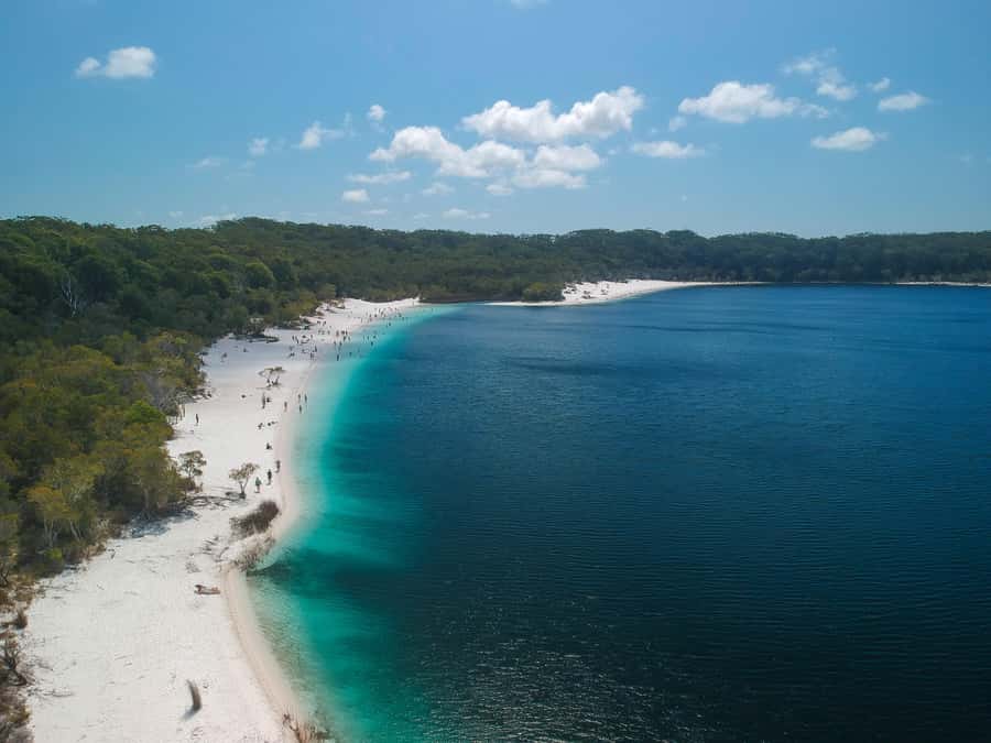 Rainbow Beach: 3-Day K'gari (Fraser Island) 4WD Adventure - Lake McKenzie and its famous white sand
