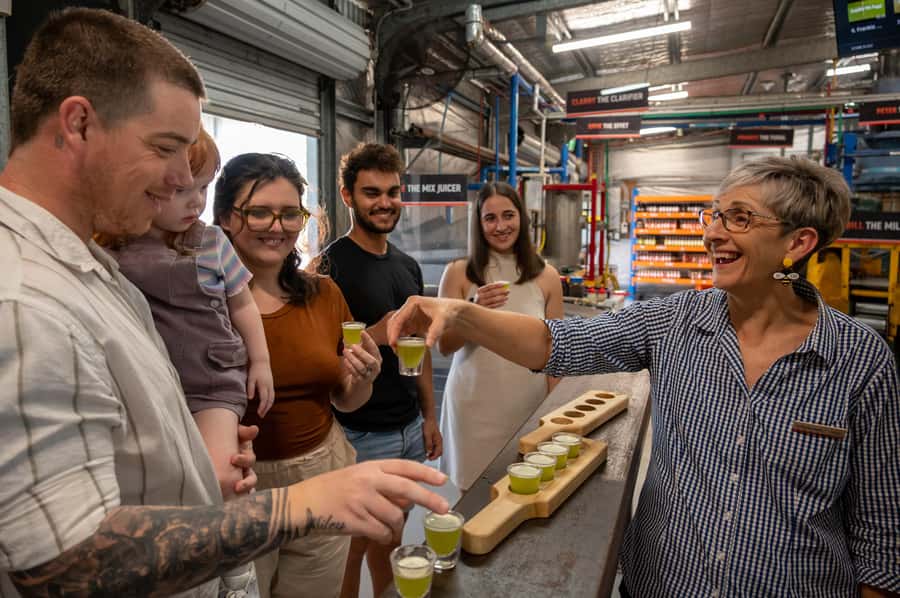 Sarina: Guided Tour of the Sarina Sugar Shed with Tasting - The miniature mill and the crushing season