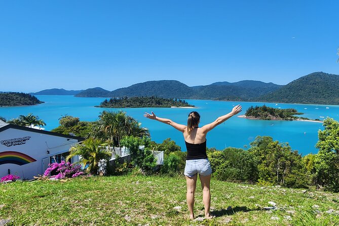 Shuttle from Airlie beach to Proserpine airport - Arrival at Whitsunday Coast Airport