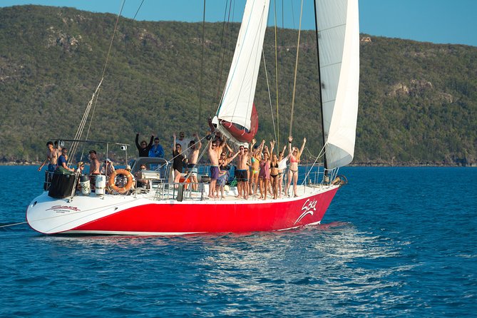 Siska - 2 day 1 Night - Maxi Sailing Tour of the Whitsundays - Day Two: Breakfast in a Secluded Bay