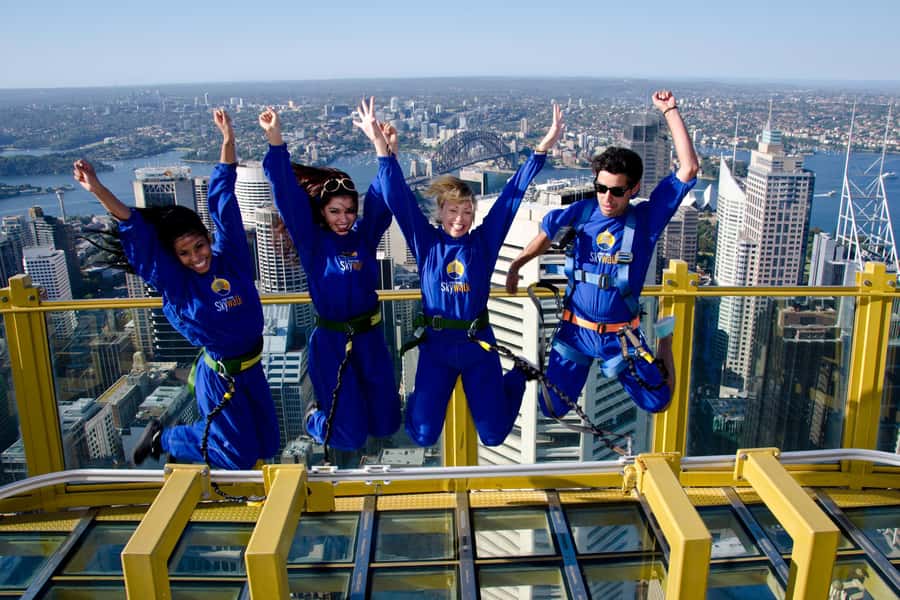 Skywalk at The Sydney Tower Eye: Ticket & Tour - The 45-minute outdoor route around the turret
