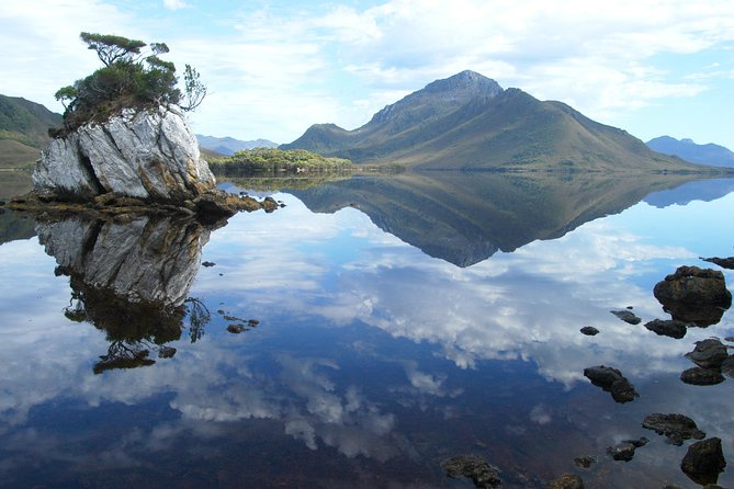 Southwest Tasmania Wilderness Experience: Fly Cruise and Walk Including Lunch - Starting at Cambridge and heading south