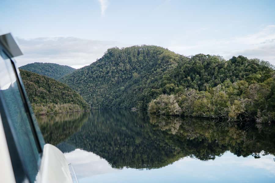 Strahan: World Heritage Cruise on Gordon River with Lunch - Seating, weather, and comfort