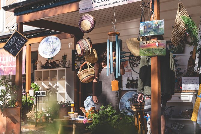 Sunshine Coast Hinterland and Noosa Day Trip from Brisbane Incl Eumundi Markets - What the guide adds to the route