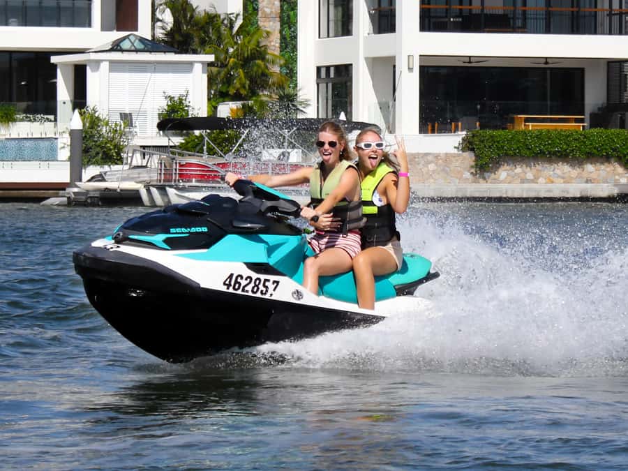 Surfers Paradise: 1-Hour Jet Ski Tour - Choosing between a calm cruise and full throttle