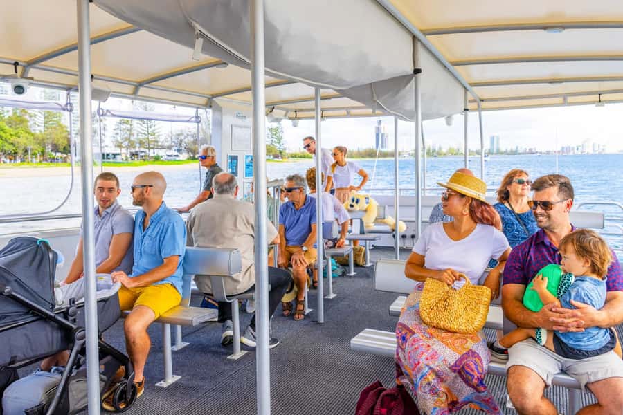Surfers Paradise: 2-Hour Gold Coast Sightseeing Cruise - What two hours really means on this ferry loop