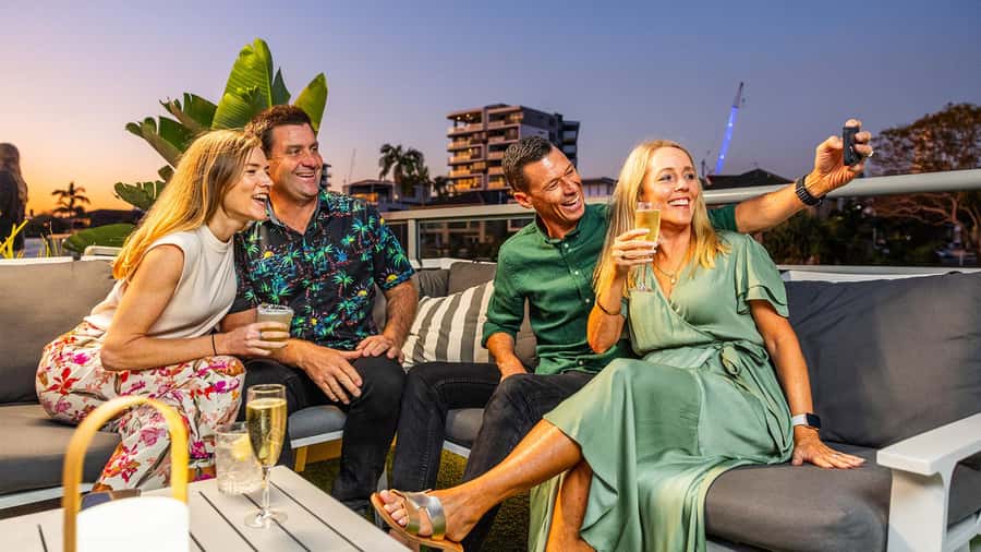Surfers Paradise: Buffet Dinner Sightseeing Cruise - Who will enjoy this cruise most