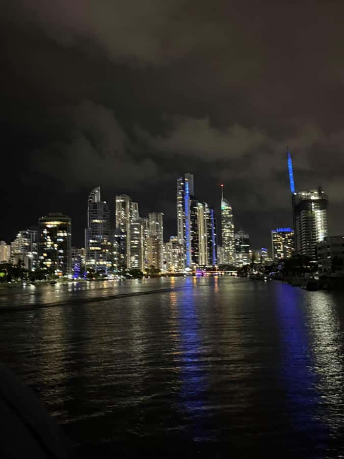 Surfers Paradise Sightseeing City Lights Cruise - Cheese, crackers, and the onboard bar