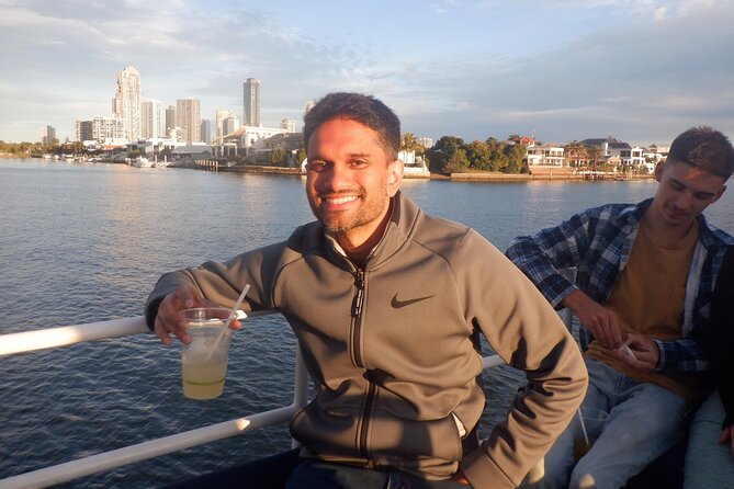 Surfers Paradise: Sightseeing Sunset River Cruise - Sunset over the Surfers Paradise skyline