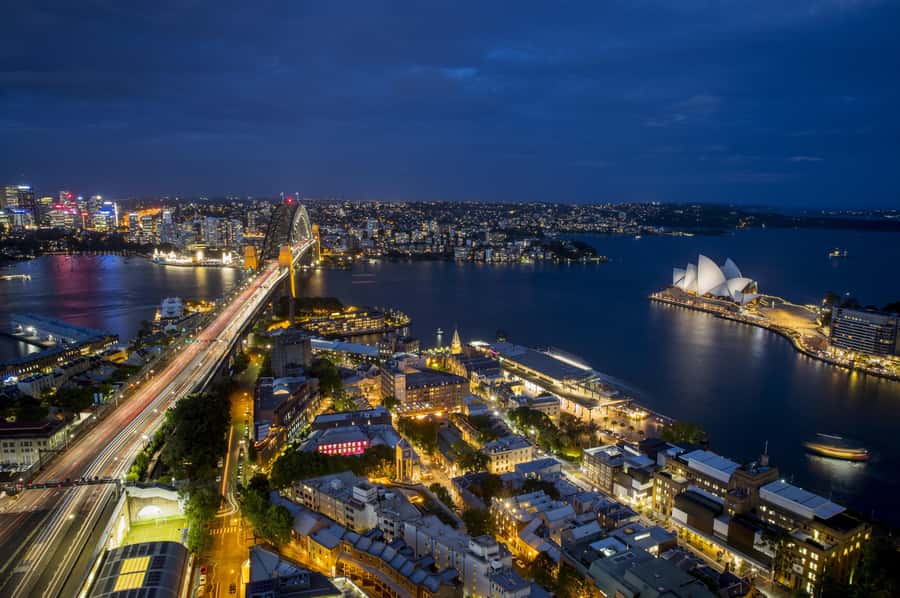 Sydney: Big Bus Panoramic Night Tour by Open-Top Bus - What the live guide adds