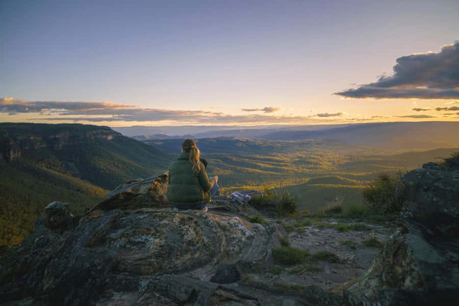 Sydney: Blue Mountains Kangaroos, Wilderness and Sunset Tour - From Circular Quay to the sandstone country